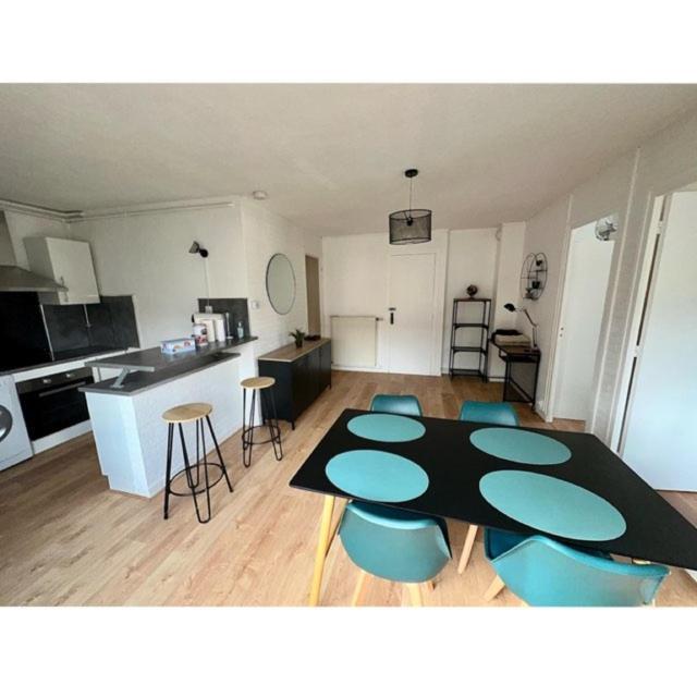 T2 Renove Avec Parking Gratuit Sur Place Apartment Valence  Exterior foto