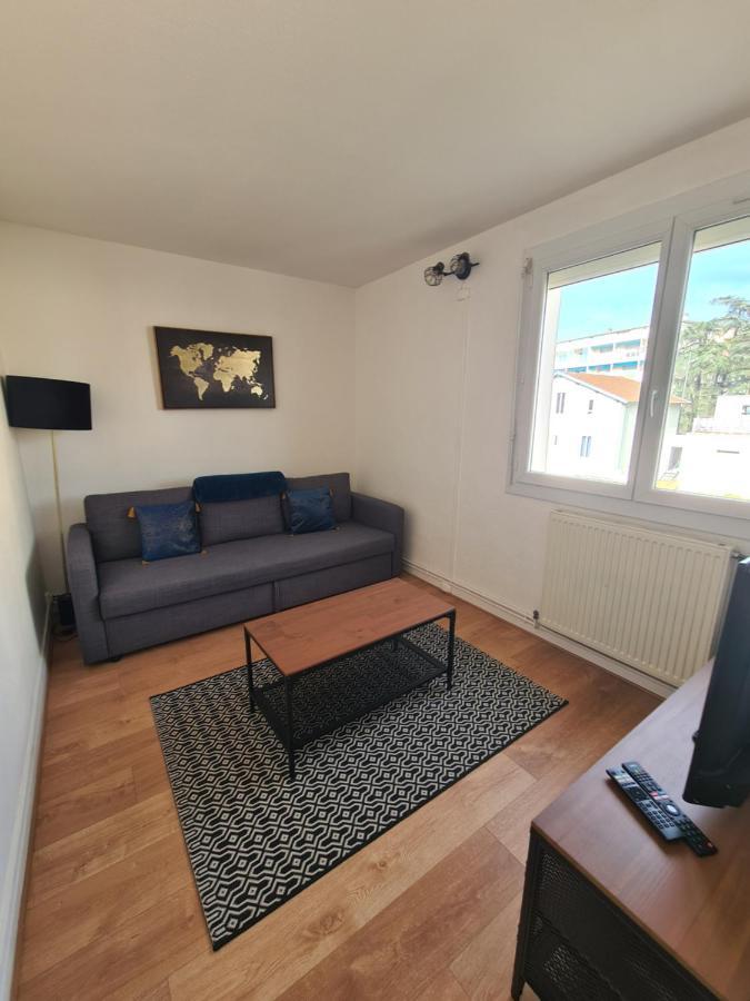 T2 Renove Avec Parking Gratuit Sur Place Apartment Valence  Exterior foto